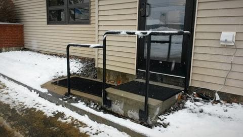 HeatTrak Pro walkway mats outside a small business.