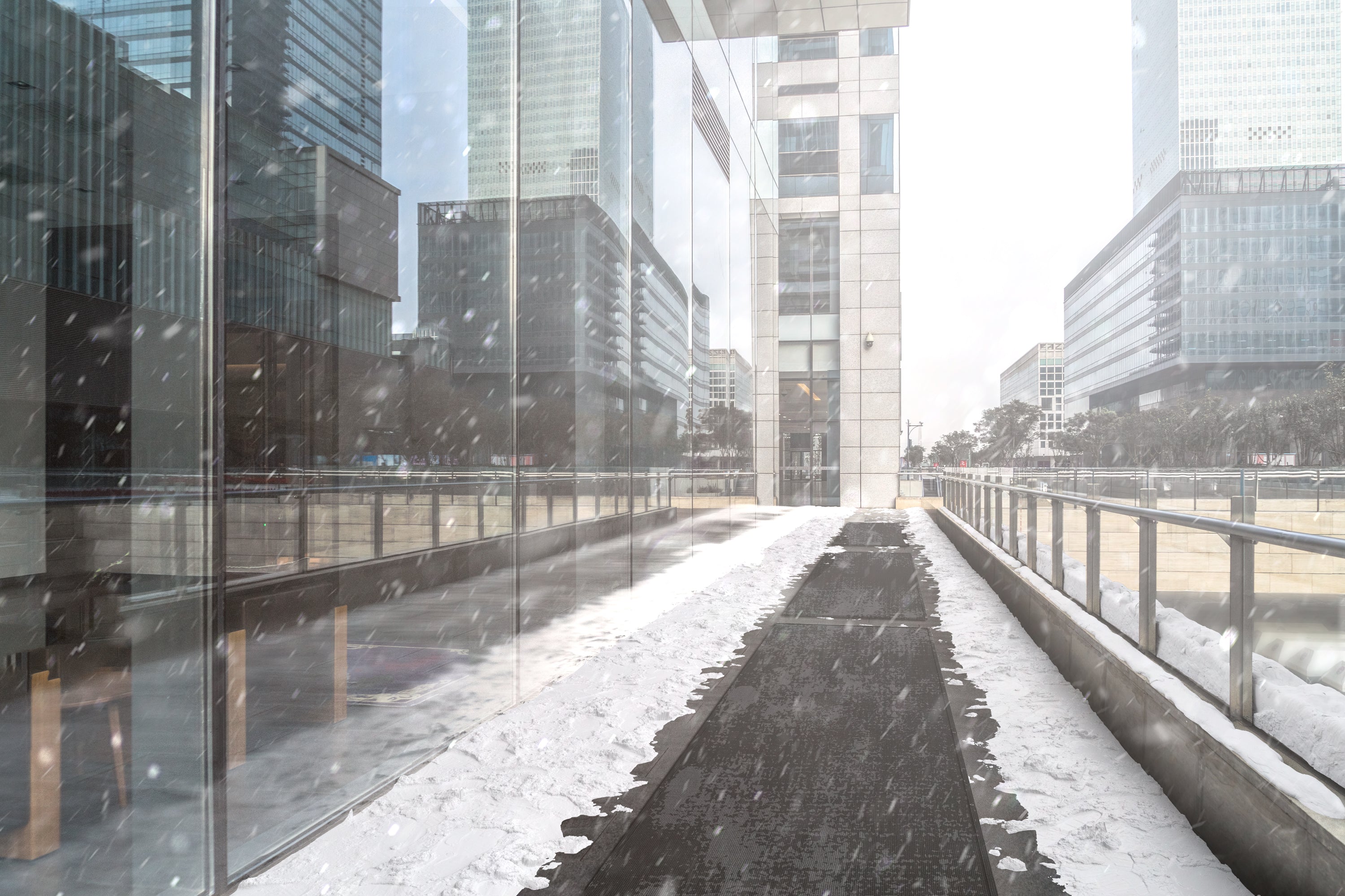 HeatTrak PRO Walkway Mats melt snow to prevent accumulation.
