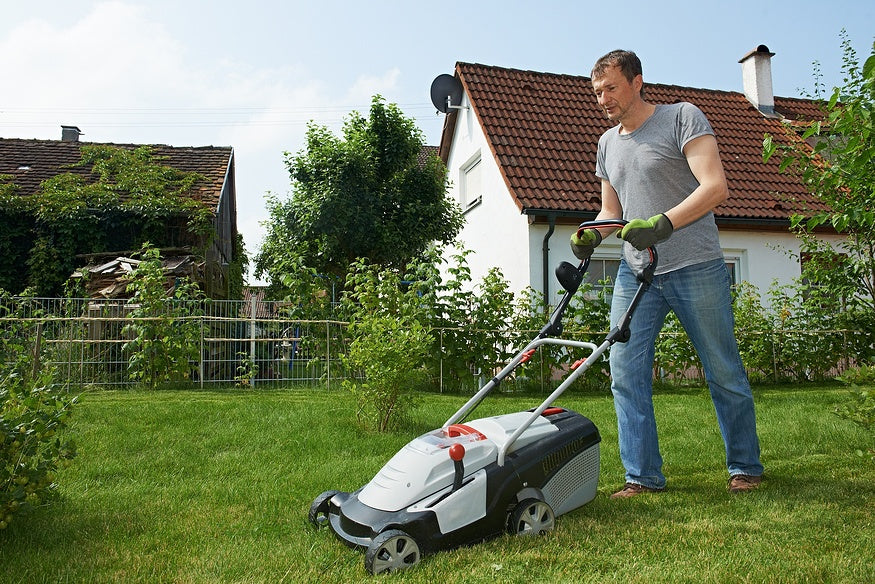 4 Easy Tricks to Spruce Up Your Lawn and Landscaping After Winter