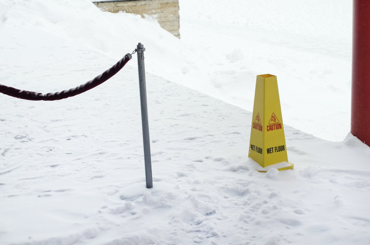 5 Ways to Protect your Facility from Slip and Fall Injuries This Winter