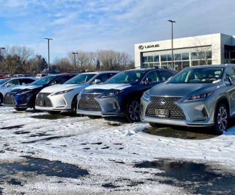 Lexus Dealership Cuts Liability Risk and Winter Hazards with Heated Mats
